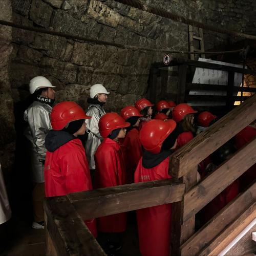 Gruppenfoto im Silberbergwerk
