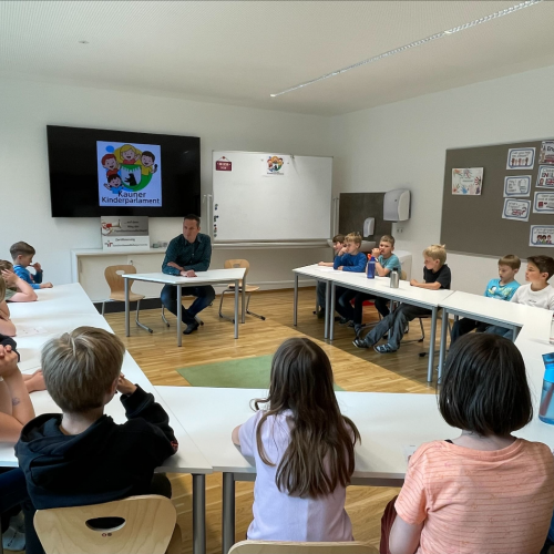 Sitzungssaal Kinderparlament 