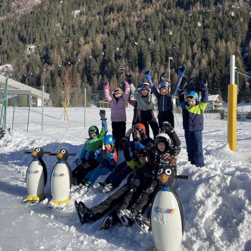 Gruppenfoto Eislaufen 