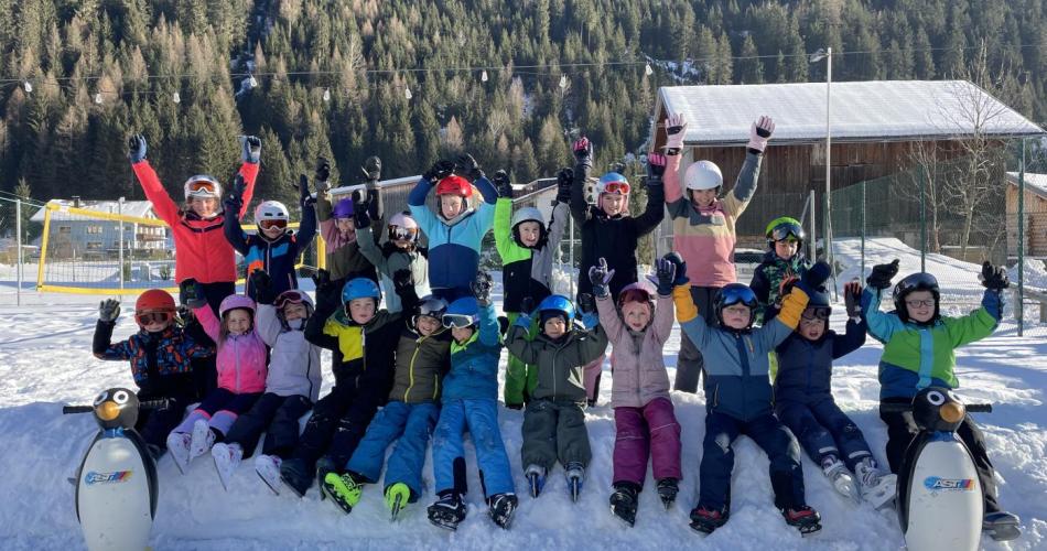 Gruppenfoto Eislaufen